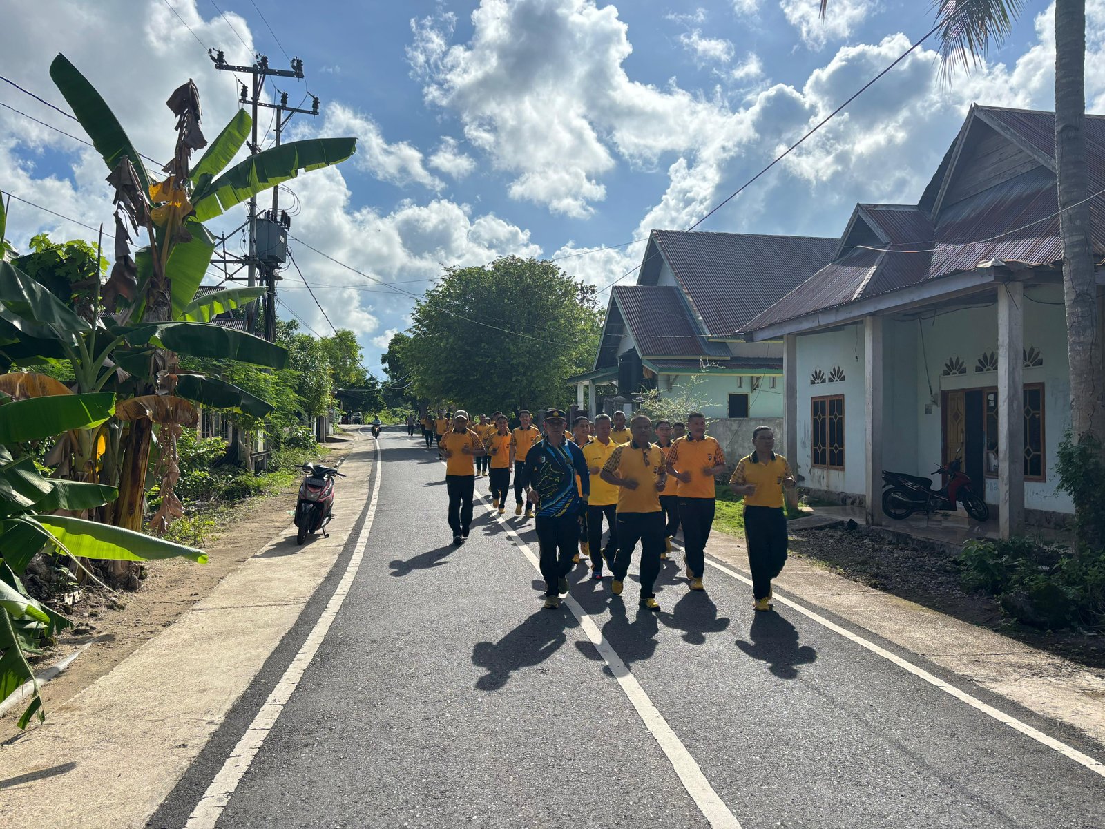 Polres Wakatobi Gelar Olahraga Pagi untuk Jaga Kebugaran dan Tingkatkan Kinerja Personel