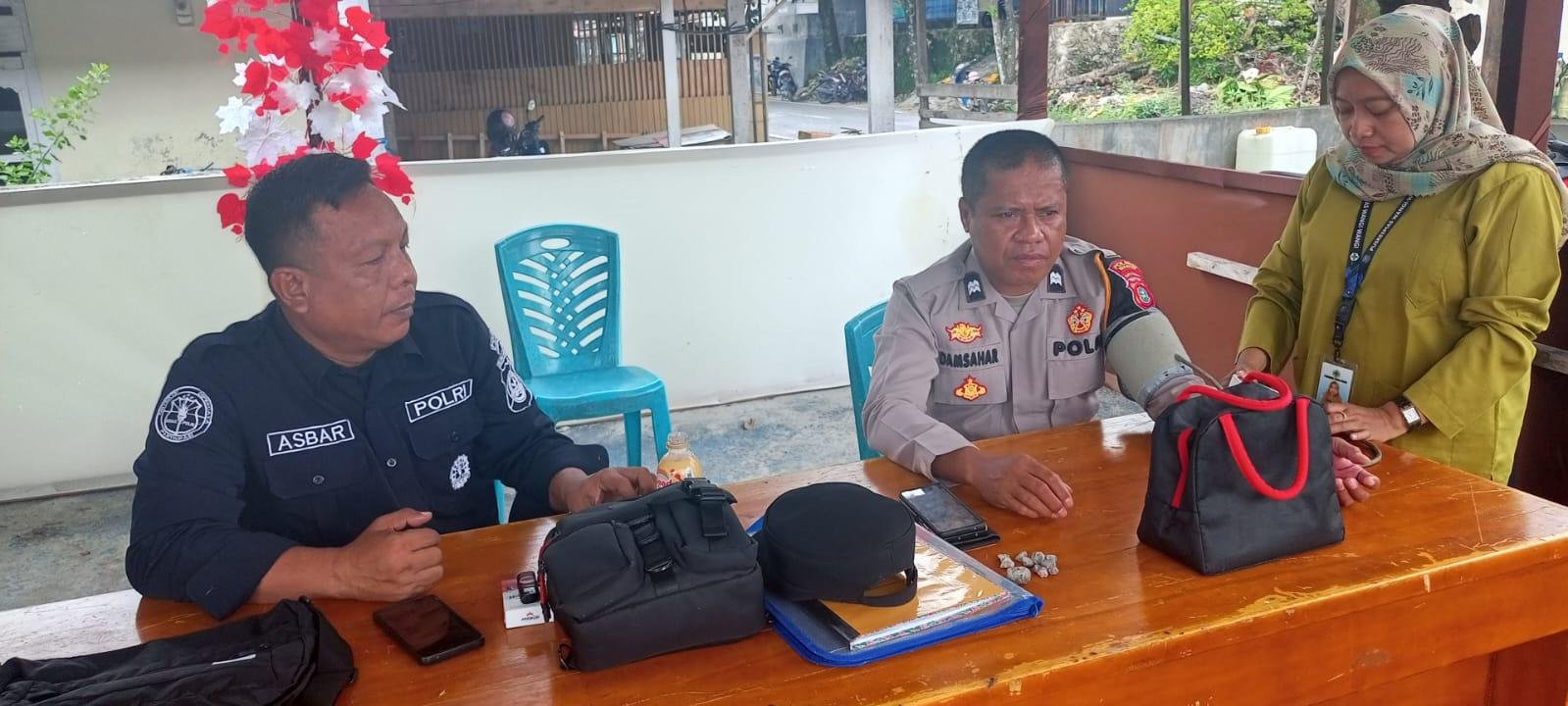 Klinik Polres Wakatobi Lakukan Pemeriksaan Kesehatan Personel Pengamanan Pelabuhan Wanci