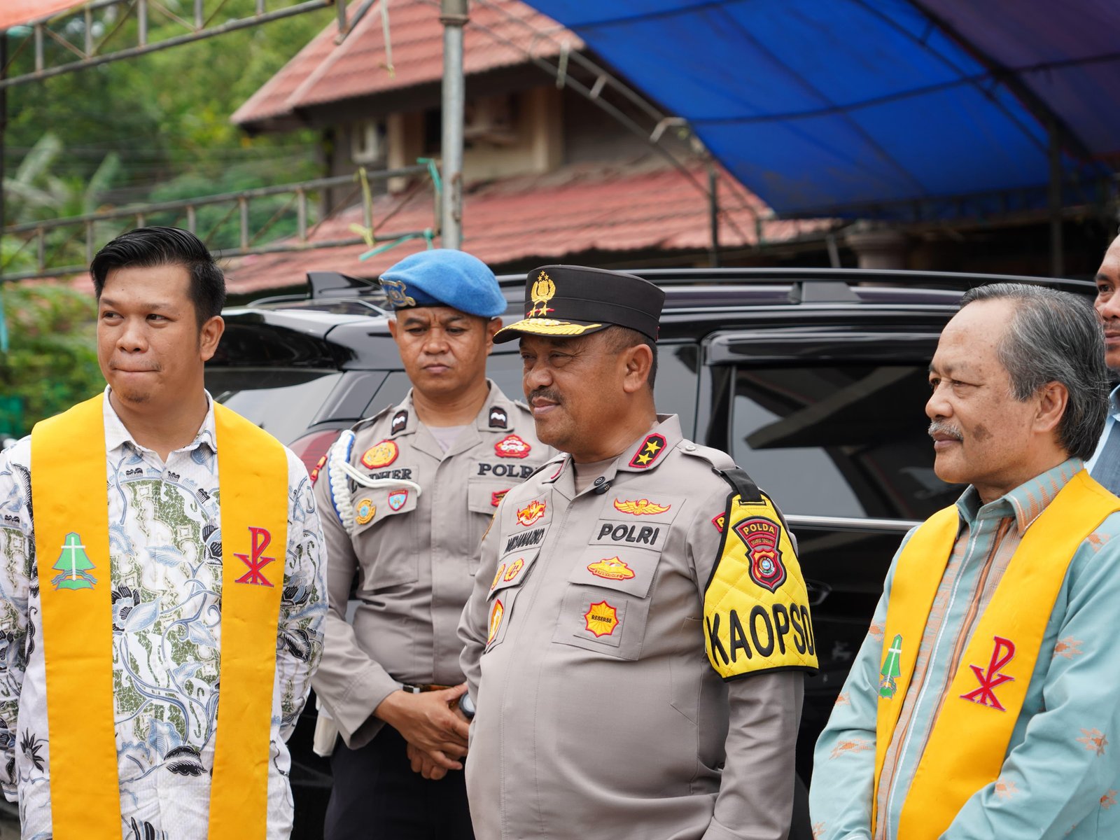 Patroli Bersama Kapolda Sultra Pastikan Keamanan Natal 2025 di Sejumlah Gereja