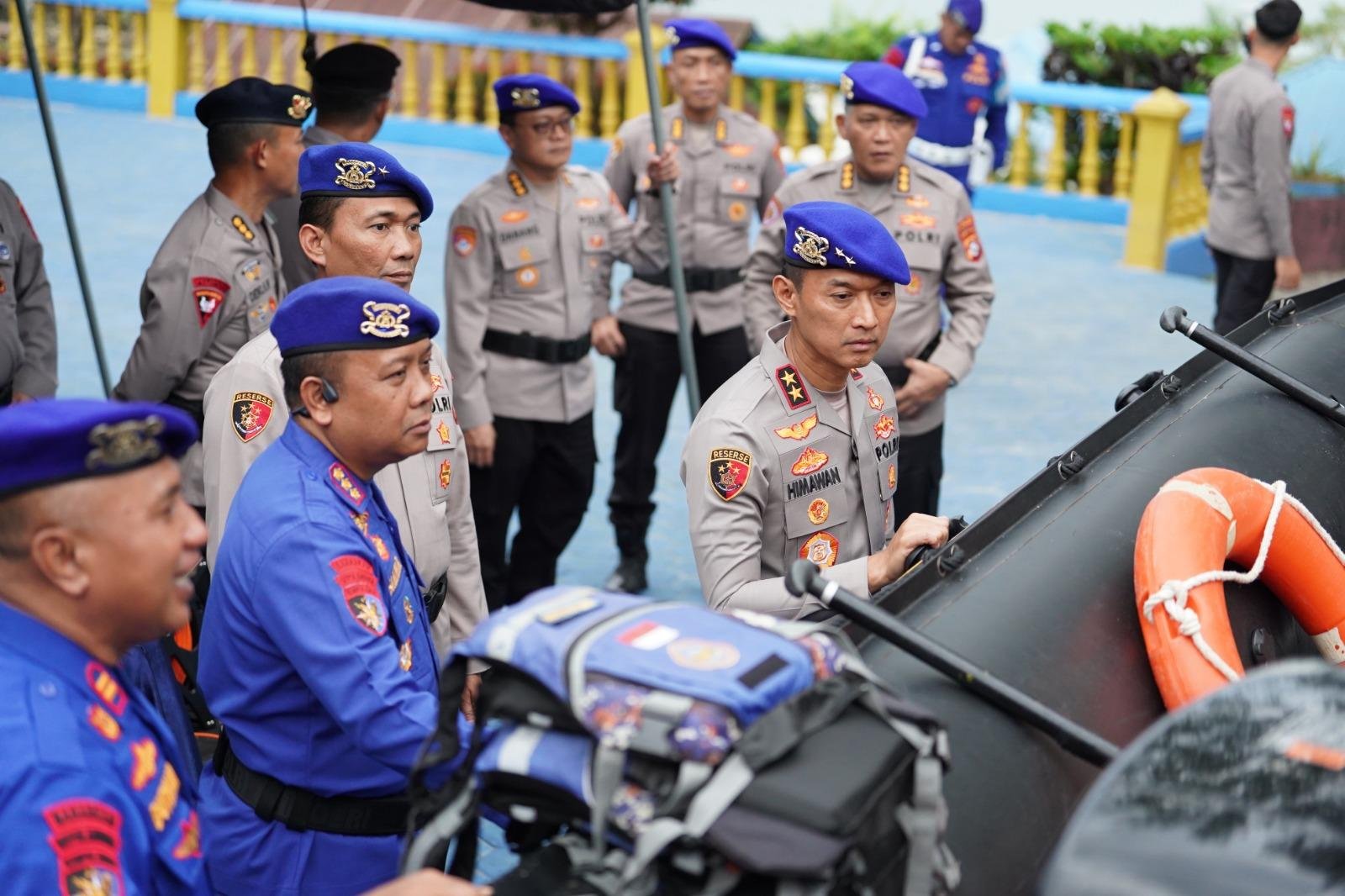 Kapolda Sultra Tekankan Personel Ditpolairud  Kesiapsiagaan dan Tingkatkan Patroli Perairan Hadapi Tantangan Karakteristik Wilayah Perairan