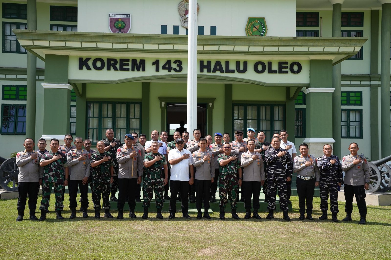 Kapolda Sultra Silaturahmi ke Korem 143/Halu Oleo, Perkuat Soliditas TNI-Polri Jaga Stabilitas Keamanan